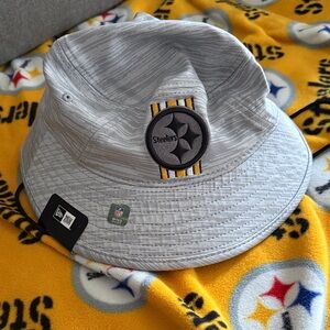New Era Steelers Light Gray Bucket Hat